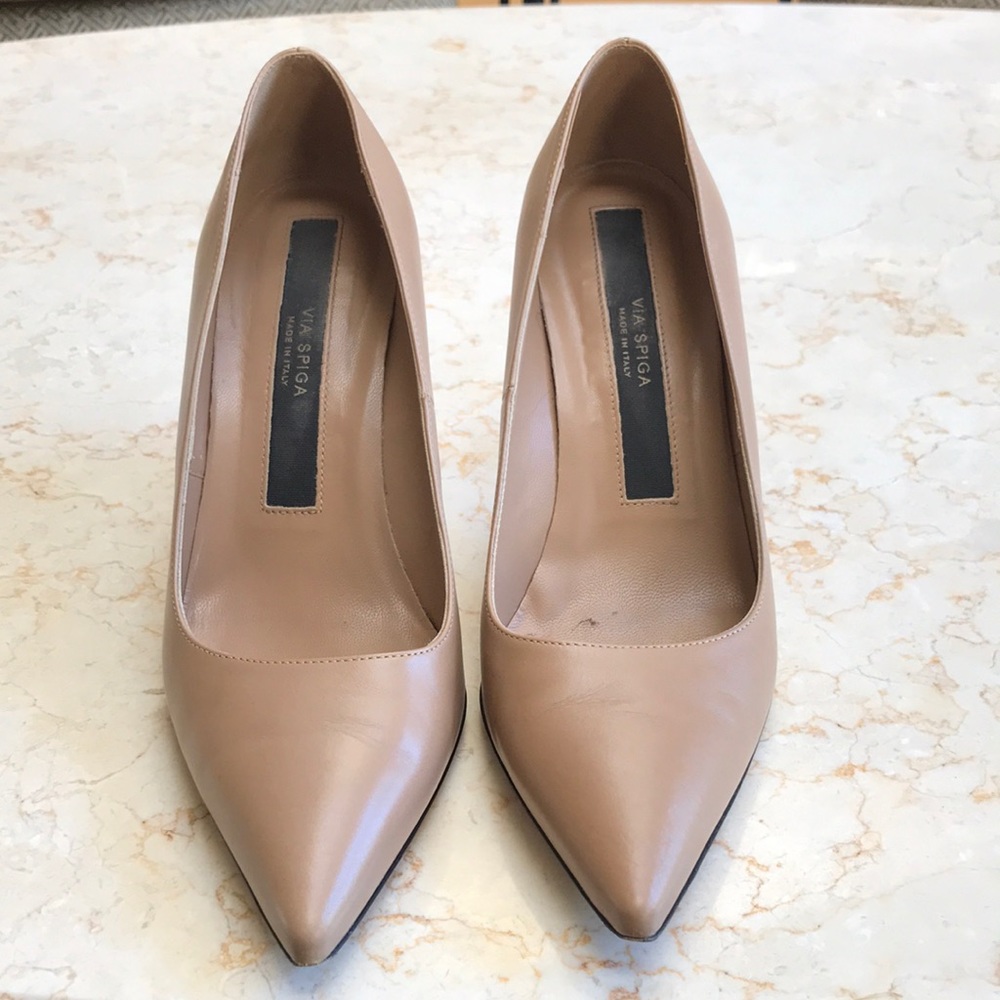 Via Spiga nude pumps